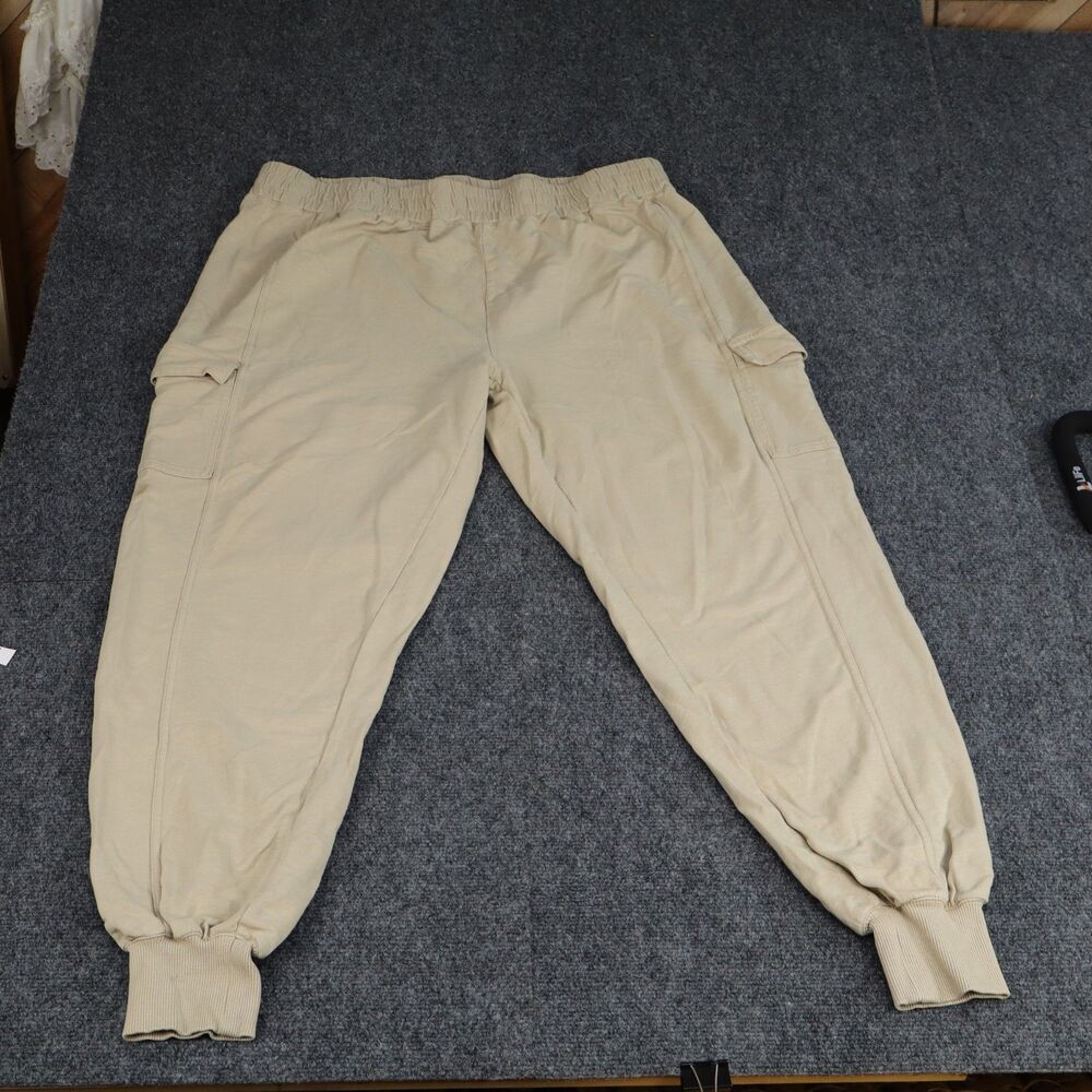 Ruby Ribbon Active wear Women's Size XL Tan Cargo pocket Joggers